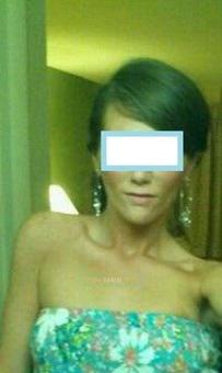 Bombshell Brunette! Must See To Believe! 919-816, 24