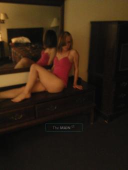 Elaine And Aubry!! 2 girl shows and whatever you like !!, 21