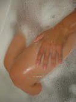 Experienced body worker! 100 special. None rushed Curvy, beautiful brunnette, 33