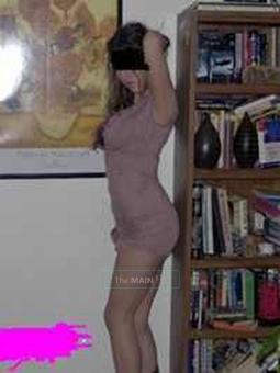 Samantha, 24