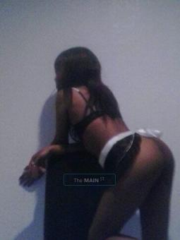 Sexy Cola that is the hottest chick!!!!!, 20