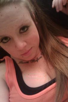 Natural redhead. Outcalls only, 22