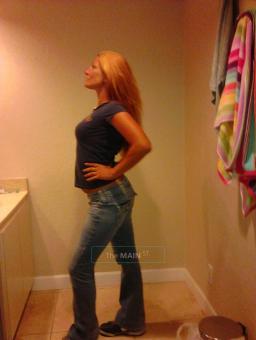 HOT PLAYBOY Model ready to rock ur world! Blonde hair with Green eyes private home", 42