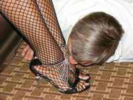 4 Hand w/ New Girl! Come And Have Happy Hour...Rub On Us Too!, 27