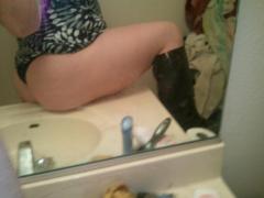 UP LATE busty brunette for massage, 36