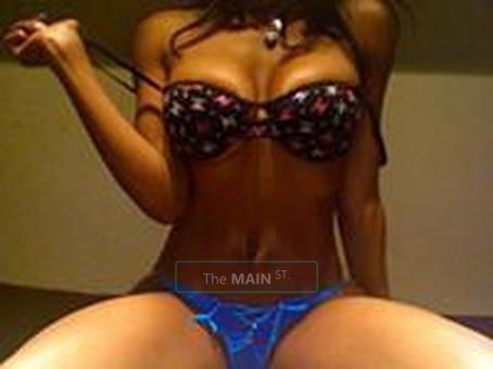 Attention gentleman !!! Double ur fun 2 sexy females, 23