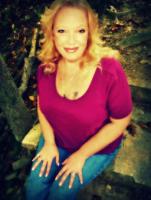 Phoniex and felica are working today 2 girl sessions angie is doing 2 girl sessions today