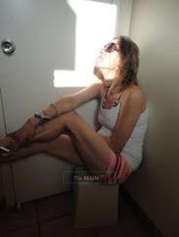 #100 ROSE TODAY ONLY SPECIAL$ 4/14 Beach Bunny Turn Snow Bunny... GENUINE CALI GIRL Lovin Oregon, 30