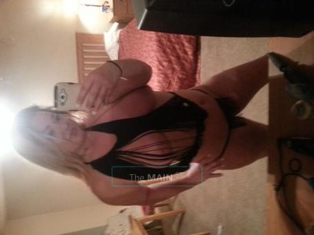 ~*HollY MaRiE*~ BloNDe, BUstY & CurVy....Call 785.289.3429, 23