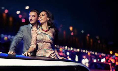Discreet Romances, 36