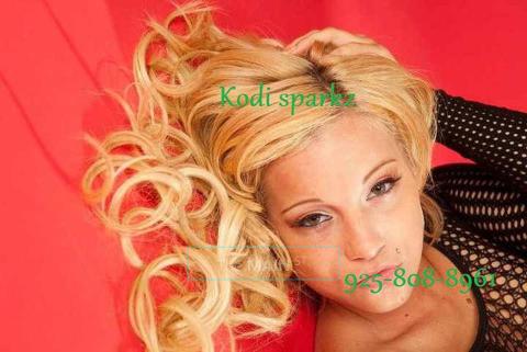 100% REAL or SeRvIcE Free BlOnDe Green Eyed Bomb SHell, 22