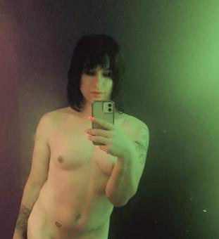 I’m ready for you daddy ??, 27