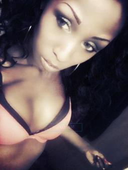 Sensual ebony playmate, 21