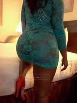 Ultimate Ebony Playmate . I would love to carter to you !, 22