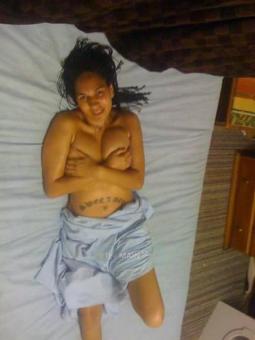EBONY GODDESS ready to warm you right up for the day / night or both be nice .. All good .., 38