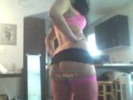 Sexy Brunette Ready To Have A Good Time!, 24