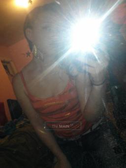 **Attention** Beautiful Bombshellº New in town ???, 21