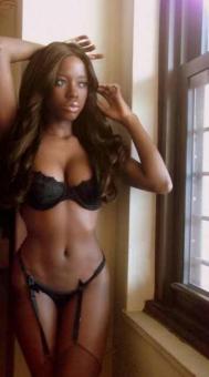 TEXAS BOMBSHELL true beauty period, 22