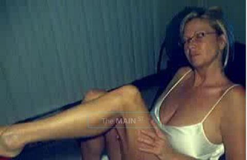 Blonde Sensual Mature Mom ** Available To Meet In Evansville Tonight!!, 40