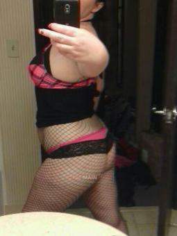 Amber (Mature, Sexy, Blonde) and friend Wednesday until midnight, 56