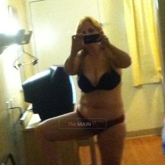 HoT***wIld**sexy lil thing ReadY 2 please CaLL N0w!!, 36