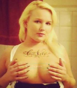 120 SPECIALS. ****** HOTT BLONDE ....... Dont Miss Out ........ HOTT BLONDE ***** 120 Specials, 22