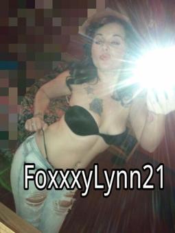 H ???? O ???? T.L I K E.F ???? I ???? R 🔥 E (Sexy Lynn Foxx in Ventura), 22