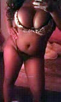 Seize Ur Moment With A Breathless Experience From This Sexy Mami, 27