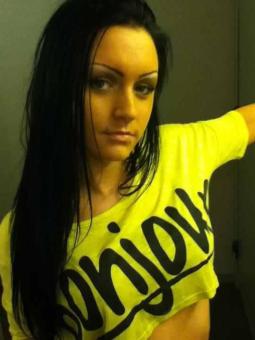 Brook* Brook Sexy & Exotic! My tuchis MAGIC! Let me take the stress away w my special tuch, 23