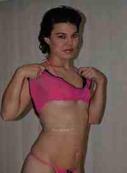 spend tonight in paradise with this young italian beauty, 20