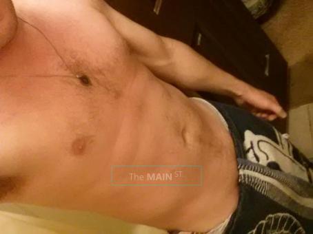 LADIES* New in town from florida!, 28