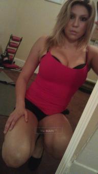 Lola la mas Bonita here for a Rezdenvouz. Let me give you a rub down.:), 28
