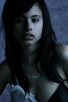Pretty Exotic Girl ............. Lebanese & Colombian, 21