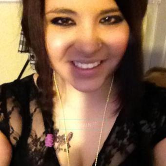 Brunette Bombshell, 20