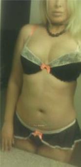 Sweet, Curvy, Blond- hosting in VT, 30 minutes from Keene NH., 29