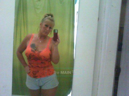 Blondes do have more fun!! Easy Going. Busty, Blonde. call me over Peaches, 35
