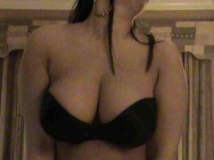 Sexii Italian Viviana is back :) & slso 4 hands available, 23