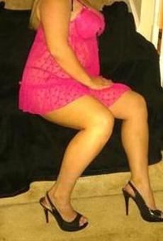 super sized BLONDE BABE-- wednesday Specials** 60*/80*, 26