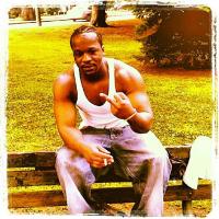 sexy black male looking bto have a good time, 23