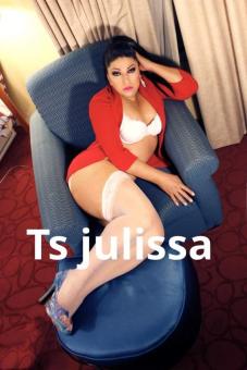 BACK TO UPTOWN MINNEAPOLIS TS JULISSA LOVE KISSES DOT MISS OUT, 36