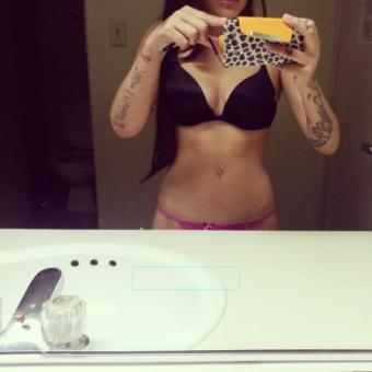 INCALLS** sweet petite LATINA ** only VISITING ** NOW 209 691 3225, 19