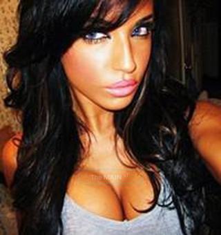 ----- 2 Hot playmates or just pick 1!xoxo, 31