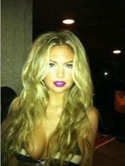 Hot Sexy Independent..., 24