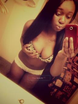 Best incall specials :) im waiting