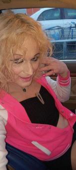 Transsexual hottie available discreet and clean just for you, 37