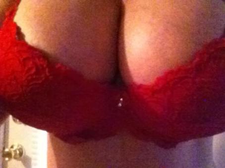 THUR-SAT! INTERACTIVE Completely NUDE B2B NURUSlide + MORE & XMovie w/FF Breasted CandyCurves, 39
