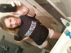 * LoUiSvIlLeS fAvOrItE lAdY * OuTcAlLs / InCaLls Only 1 Night Left**, 22