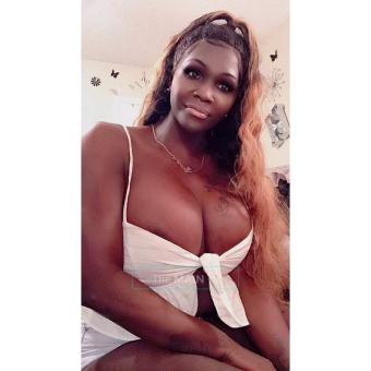 Dark and lovely with a creamy white load, 30