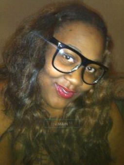WATER works ya thick queen Mz.diamond 50 dollar sp come dip into my H O N E Y N U T T$$, 22