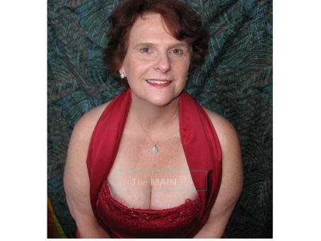 Nurse NANCY ... Tantric massages ... Older wiser..and FuN! be back feb 28th, 56